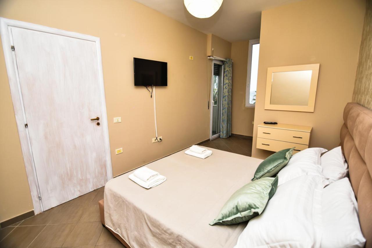 Seaview Apartment Vlorë Eksteriør bilde